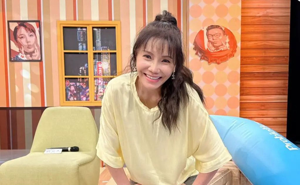 ▲女星甄莉（如圖）承認自己曾瞞著老公偷偷墮胎2次，甄莉說自己是容易受孕的體質，年輕時還沒想好是否要當媽媽了，才狠心拿掉小孩。（圖／甄莉臉書）