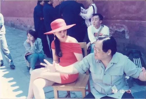 葉天倫的爸爸葉金勝曾合作過王祖賢拍廣告。 ▲葉天倫的爸爸葉金勝曾合作過王祖賢拍廣告。(圖/葉天倫臉書)