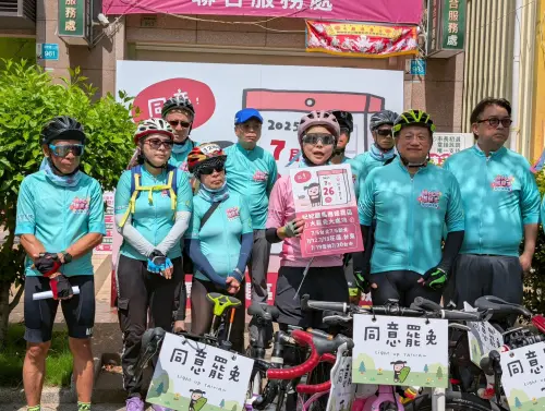 ▲立法委員陳亭妃在北區服務處宣布，「妃妃鐵馬隊」將於7月5日與6日前進台北市與新北市，進行鐵馬宣講，並同步公布路線圖。（圖／陳亭妃提供）