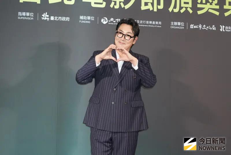 ▲趙震雄（如圖）因年輕時爭議宣布退出演藝圈，他主演的《Signal信號》傳將改為串流獨播，若是電視台選擇停播，趙震雄恐會被電視台索討超過百億的違約金。（圖／記者嚴俊強攝）