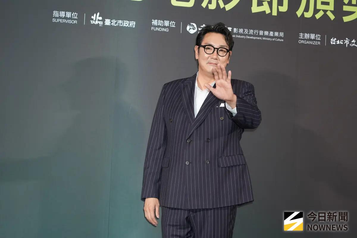 娛樂搶先看／《信號》趙震雄認錯了 劉品言曬產房照淚崩告白女兒