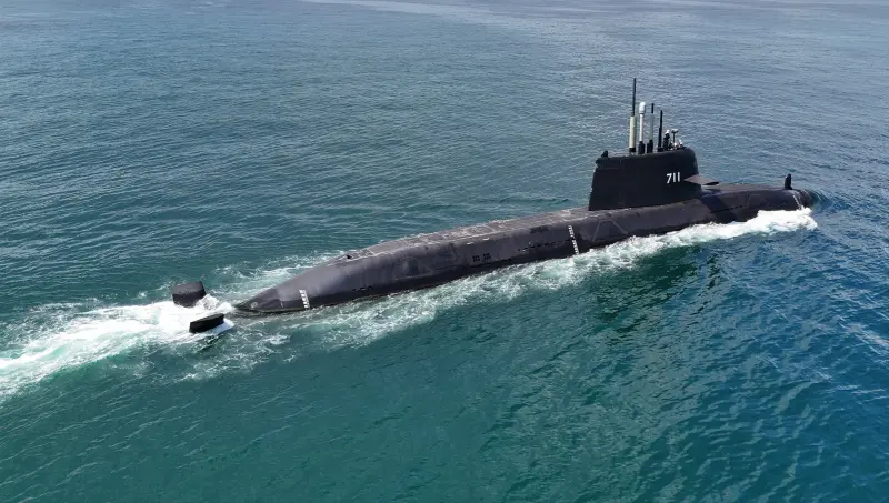 ▲海鯤號潛艦進行第3次海試。(圖/台船提供)