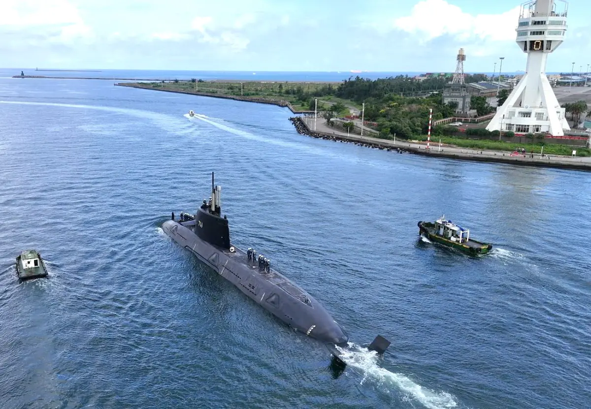 對潛艦國造深具信心！台灣國際造船完成海鯤軍艦第3次浮航海試