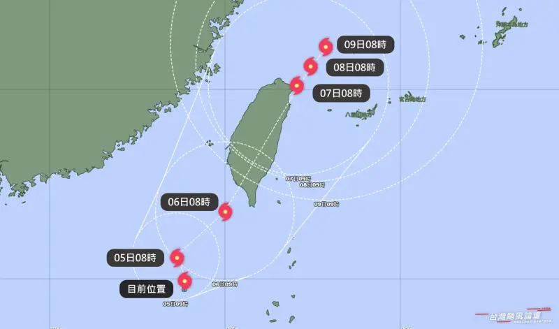 ▲第4號丹娜絲颱風即將形成！直撲台灣機率上升中，最新路徑有機會貫穿台灣。（圖／取自「台灣颱風論壇｜天氣特急」）