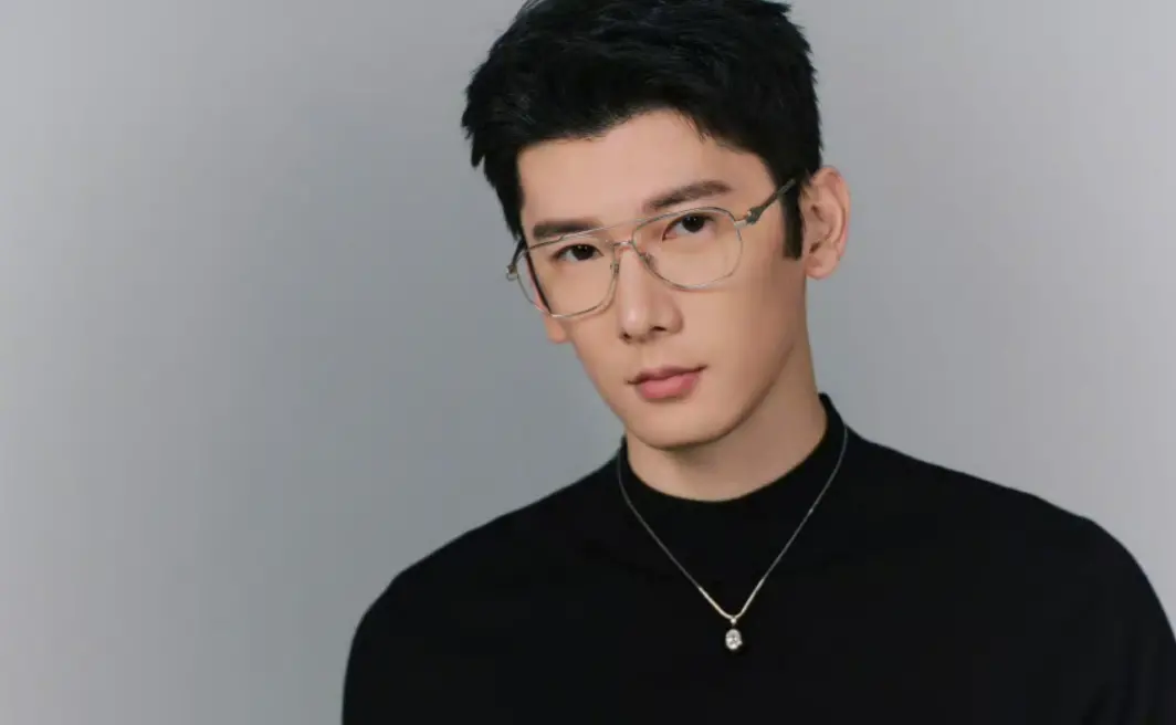 ▲劉芮麟（如圖）去年結婚，今在微博報喜當爸。（圖／翻攝自微博）