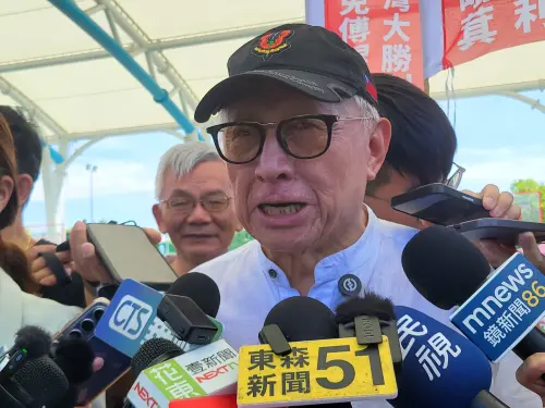 (圖/記者陳佩君攝,2025.07.04) ▲曹興誠怒斥藍白。(圖/記者陳佩君攝,2025.07.04)