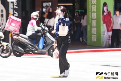 高溫連連！防曬外套有用嗎？皮膚科醫解答　最推薦防曬方式曝
