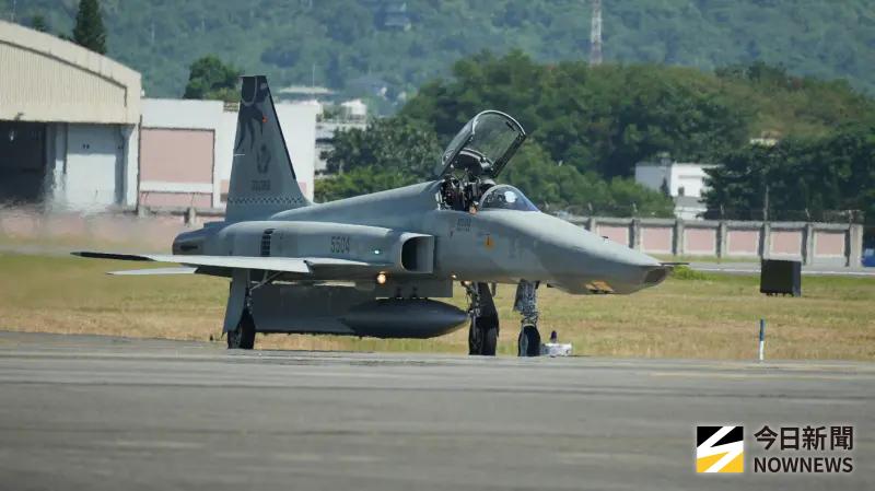 <p>▲捍衛領空半世紀RF-5E偵察機光榮除役。(圖/記者呂炯昌攝,2025.07.04)</p>