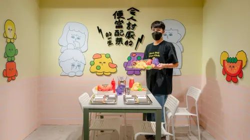 ▲ 「漫畫便當店」沒有販賣便當,而是販售各種動漫單元展覽與周邊。(圖/高市府文化局提供) ▲ 「漫畫便當店」沒有販賣便當,而是販售各種動漫單元展覽與周邊。(圖/高市府文化局提供)