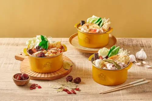 7/5世界末日沒在怕!「雞排+手搖飲料+霜淇淋」放送優惠慶重生 ▲到誠品松菸吃舞古賀mini鍋物「招待可樂」。(圖/舞古賀mini鍋物提供)