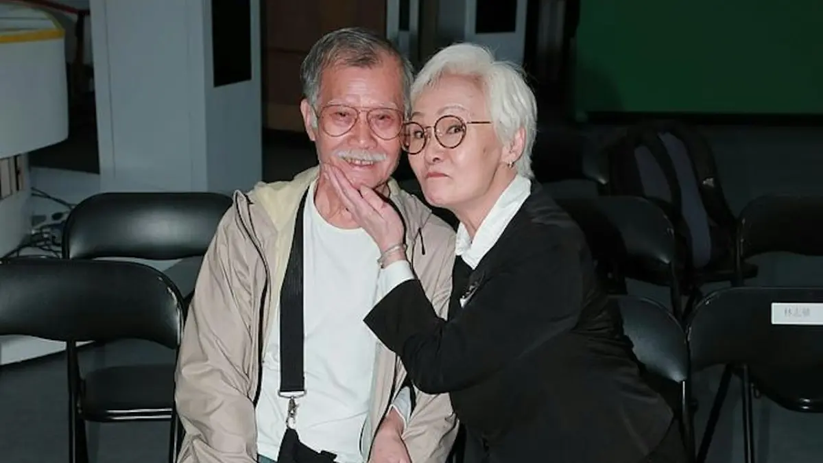 ▲香港資深女星雪妮（右）的家人今（4）日證實77歲的她於7月3日離世因胰臟癌離世，享壽77歲，而她的丈夫唐佳（左）則是在11天前因病離世，夫妻倆天堂再續夫妻情，香港影壇痛失2大巨星。（圖／翻攝自微博）