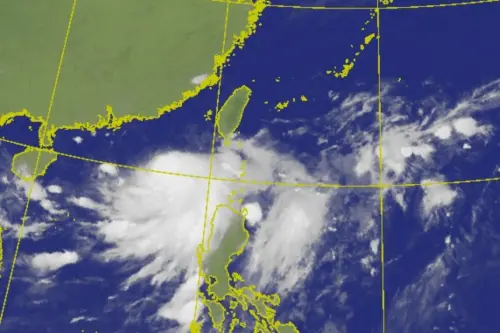 丹娜絲颱風路徑各國一致了！降雨熱區出爐　2地區下到紫爆閃不掉
