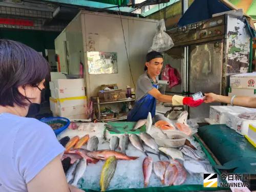 ▲颱風,傳統市場,菜市場,採買(圖/記者吳翊緁攝)