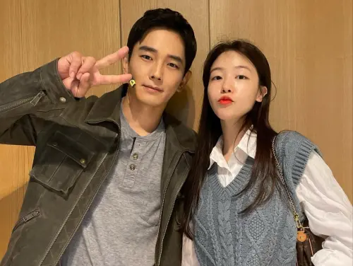 Girl's Day珉雅(右)、溫朱莞(左)結婚消息後首發聲!甜喊:我很幸福。(圖/珉雅IG) ▲Girl's Day珉雅(右)、溫朱莞(左)將於年底辦婚禮。(圖/珉雅IG)