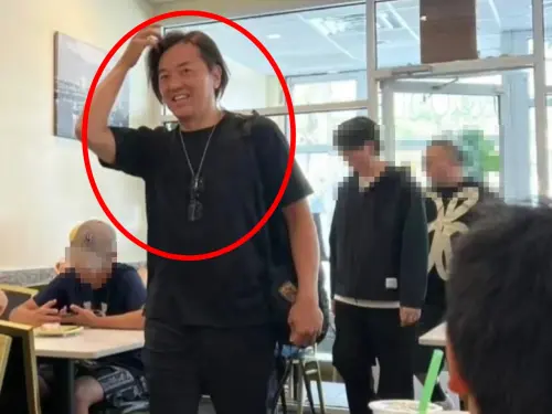 ▲野生鄭伊健被捕獲！美國吃飯私照曝光（圖／翻攝自微博）