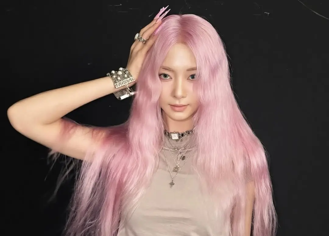 ▲台灣藝人IG粉絲追蹤人數排行榜，近日公開7月的最新統計，第一竟然不是周子瑜（如圖），而是由GOT7成員段宜恩（Mark）奪下冠軍，而今年1月底剛破千萬的周董周杰倫也緊追在後。（圖／周子瑜IG）