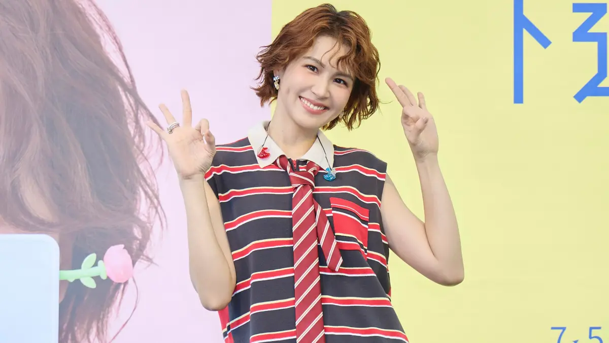 ▲歌手曾沛慈宣布11月8日在北流開唱，坦言心情就像第一次送小孩上學的「新手媽媽」，想把書包（演出內容）塞滿滿，更誓言要用「最後一次唱」的心情準備。（圖／華研提供）