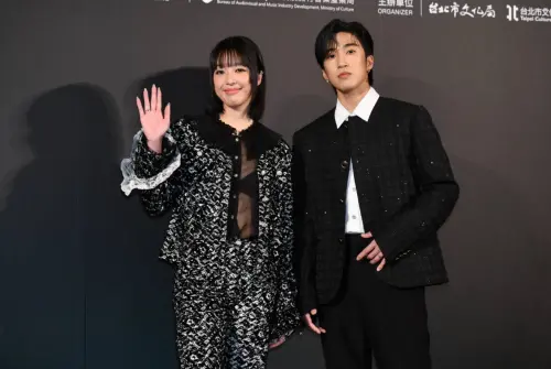 ▲王渝萱（左）與婁峻碩（右）是今年北影典禮的新鮮頒獎組合之一。（圖／記者林柏年攝）