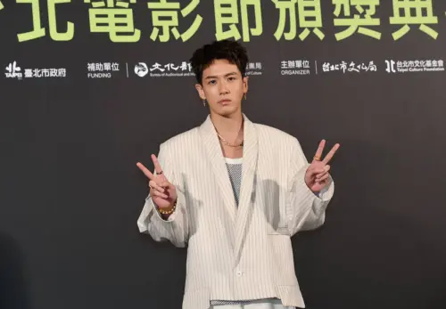 北影27／柯震東首當評審竟跟人吵架！曾敬驊禮服深Ｖ吸睛有玄機
