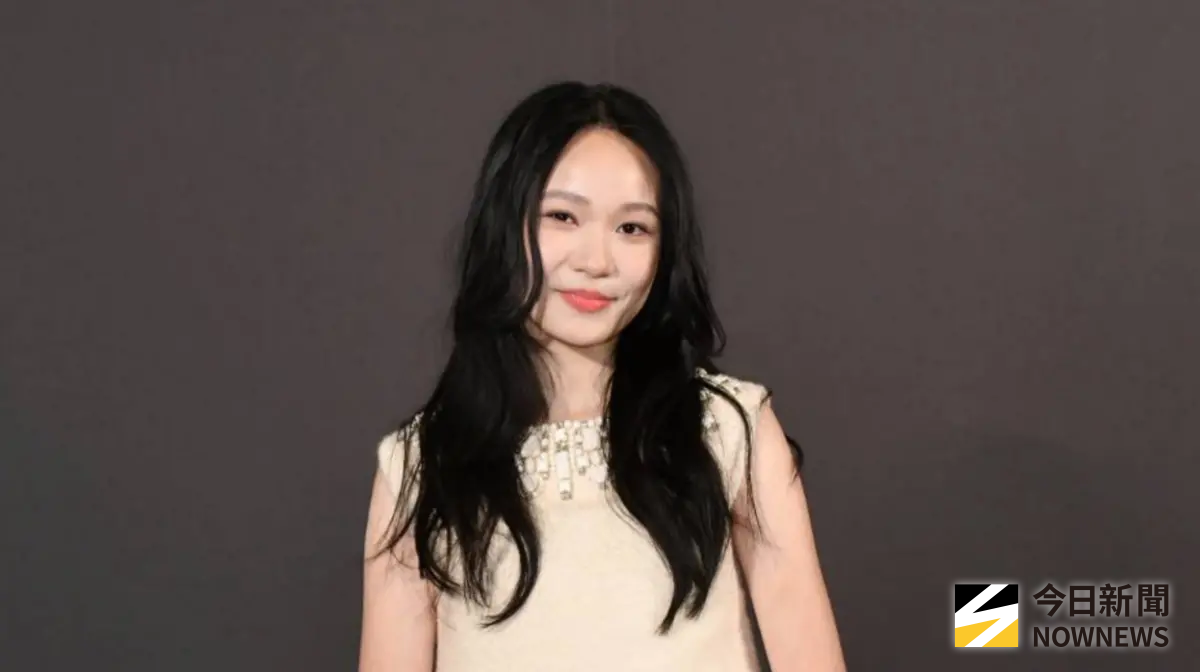 ▲曾在2023年金馬獎上勇奪影后的13歲女星林品彤，今（5）日現身台北電影節擔任頒獎人，經過2年歷練，如今更加成熟美麗，仙氣飄飄的模樣圈粉不少人。（圖／特約攝影林柏年攝）