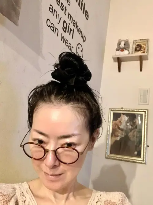 ▲日本45歲女星遠野凪子疑似在自宅身亡,由於連日高溫曝曬導致遺體腐敗,尚需驗DNA確認其身分。(圖/翻攝自遠野凪子IG) ▲日本45歲女星遠野凪子疑似在自宅身亡,由於連日高溫曝曬導致遺體腐敗,尚需驗DNA確認其身分。(圖/翻攝自遠野凪子IG)