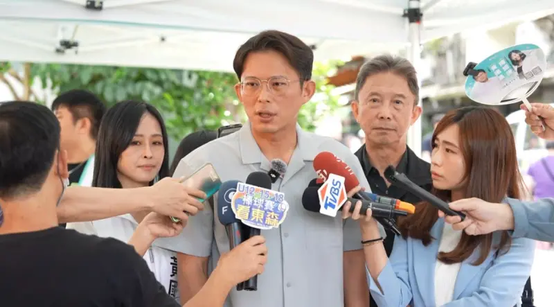 韓國瑜讚「人中呂布」是高級酸？黃國昌4字反擊民進黨立委