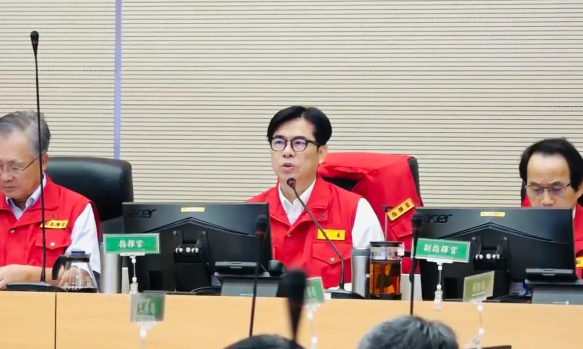 ▲輕颱丹娜絲襲台，預計將在下午4時接觸高雄陸地，陳其邁下令六龜、桃源、那瑪夏、茂林4個行政區進行預防性撤離。（圖／高雄市府提供）