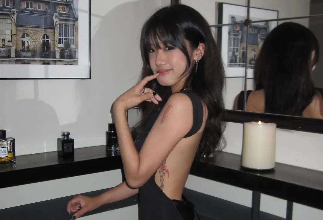 ▲賈靜雯與前夫孫志浩生的女兒梧桐妹（如圖），近日開直播與粉絲互動，被問到繼母林若亞會不會管她，梧桐妹坦承該管的會管，但更多是關心，還說兩人像「好姐妹」，曝光私下真實關係。（圖／梧桐妹IG）