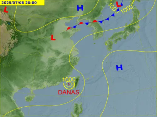 太平洋高壓的勢力強弱,會決定丹娜絲颱風路徑往東偏或往西偏。(圖/中央氣象署) ▲太平洋高壓的勢力強弱,會決定丹娜絲颱風路徑往東偏或往西偏。(圖/中央氣象署)