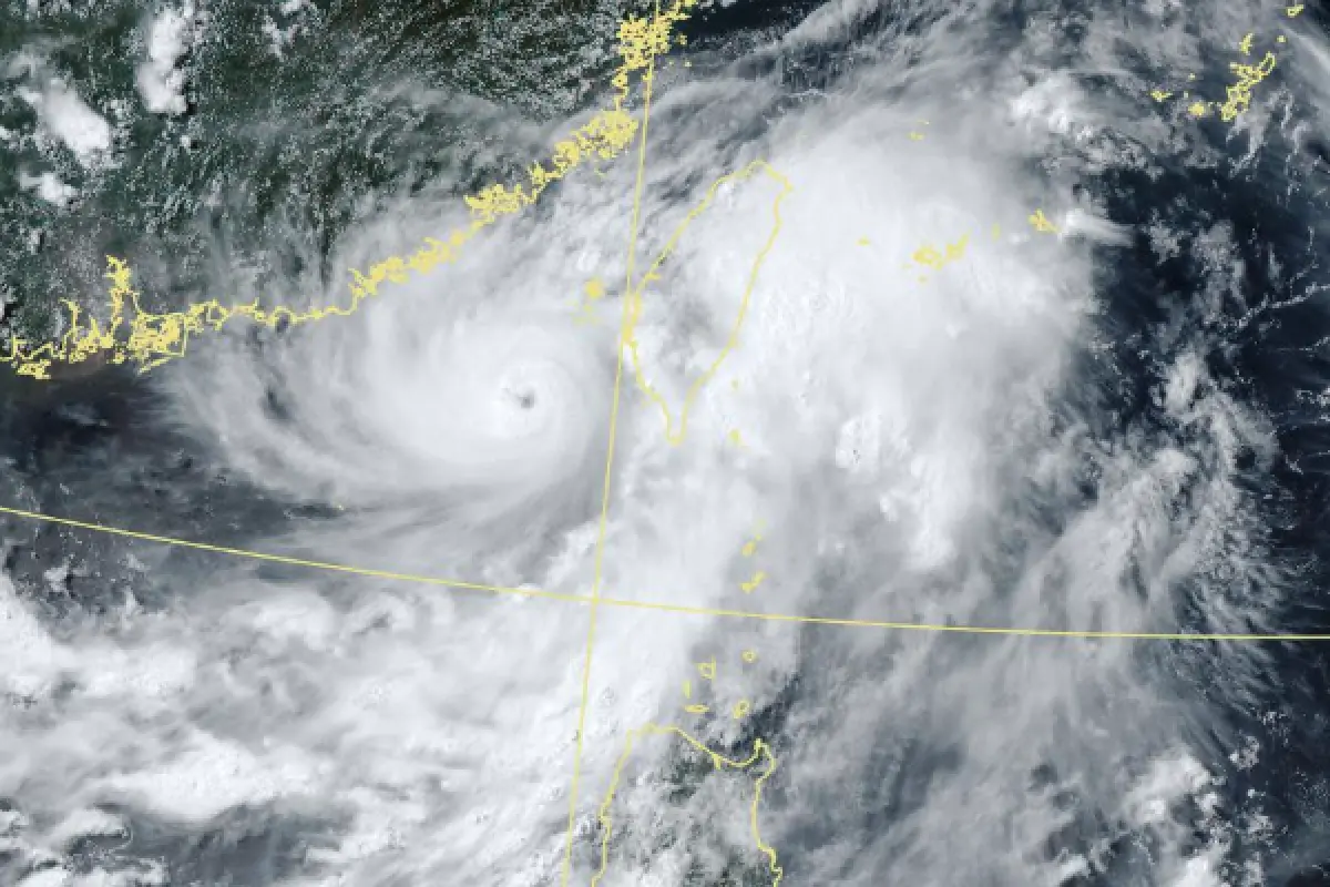 ▲丹娜絲颱風來勢洶洶，北市6日晚上8點疏散門及越堤坡道「只出不進」。（圖／取自中央氣象署）