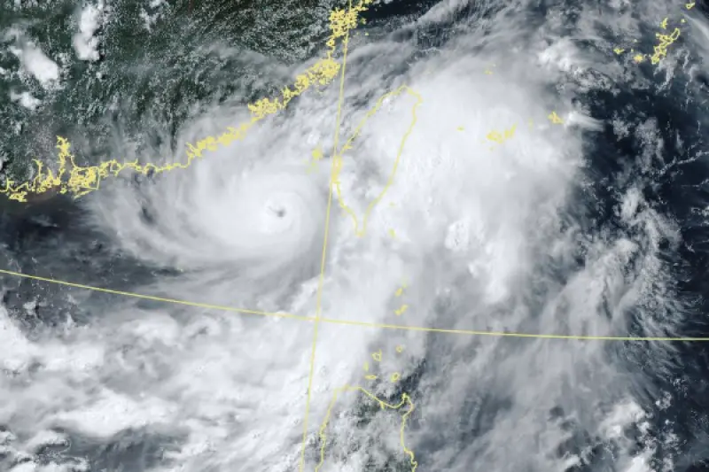 ▲丹娜絲颱風來勢洶洶，北市6日晚上8點疏散門及越堤坡道「只出不進」。（圖／取自中央氣象署）