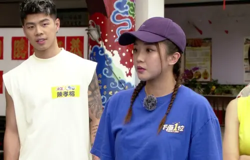 ▲賴慧如（中）在《綜藝大集合》以專業演員身分，示範情境劇的演出。（圖／民視提供）