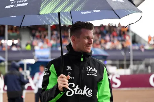 ▲薩伯車隊Nico Hulkenberg在生涯第239場比賽終於首度登上頒獎台，拿下第三名，為薩伯車隊締造歷史。（圖／路透／達志影像）