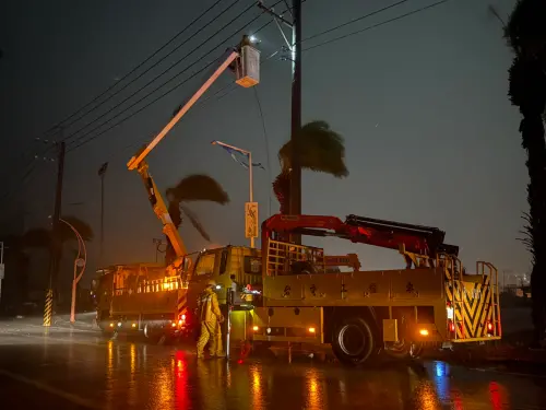 丹娜絲颱風搶修因公殉職　台電、經濟部發文致敬、悼念文
