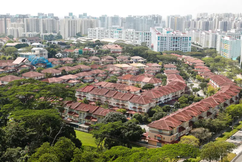 ▲新加坡政府祭出新一波打房政策，衝擊市場信心。（圖／美聯社／達志影像）