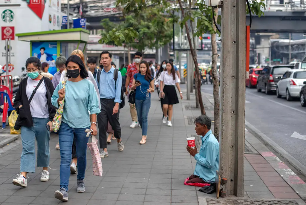 ▲泰國政府呼籲遊客不要給乞丐錢。（圖／美聯社／達志影像）