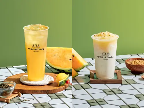 ▲珍煮丹7月新品「小玉西瓜茉莉」一般門市大杯65元、百貨門市大杯70元，「小玉西瓜麥麥雪沙」一般門市中杯75元、百貨門市中杯80元。（圖／珍煮丹提供）