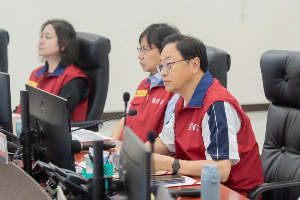 ▲桃園市長張善政坐鎮災害應變中心。（圖／桃園市府提供）