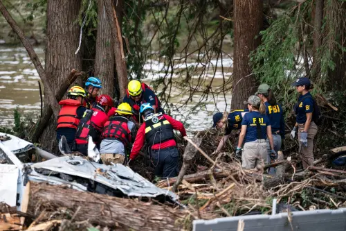 ▲ 德州暴雨導致的洪水,已造成超過100人死亡。(圖/美聯社/達志影像) ▲ 德州暴雨導致的洪水,已造成超過100人死亡。(圖/美聯社/達志影像)