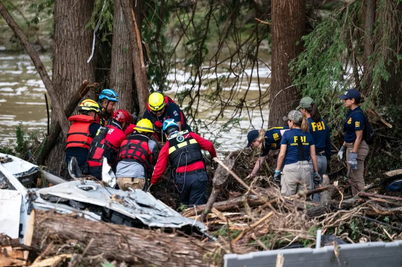 ▲ 德州暴雨導致的洪水,已造成超過100人死亡。(圖/美聯社/達志影像)