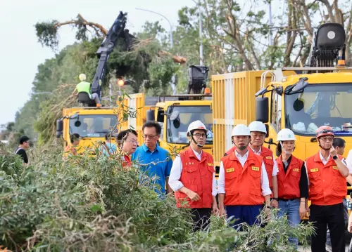 ▲陳其邁赴嘉義勘災。（圖／陳其邁臉書）