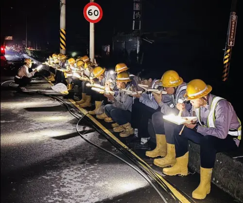 ▲台電加派人力搶修復電，林俊憲表示應給予鼓勵與感謝。（圖／翻攝自台電電力粉絲團）