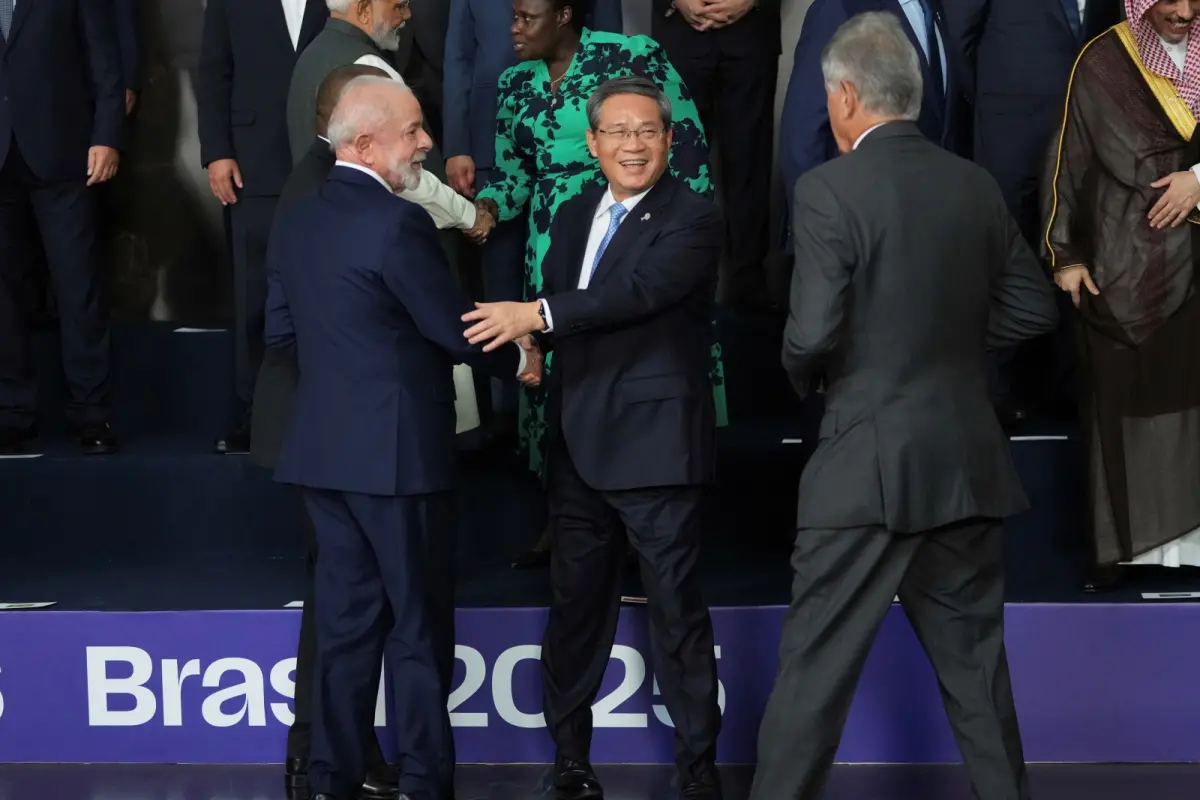 ▲ 中國國務院總理李強（圖中央）人正在巴西，出席金磚國家領導人峰會。（圖／美聯社／達志影像）