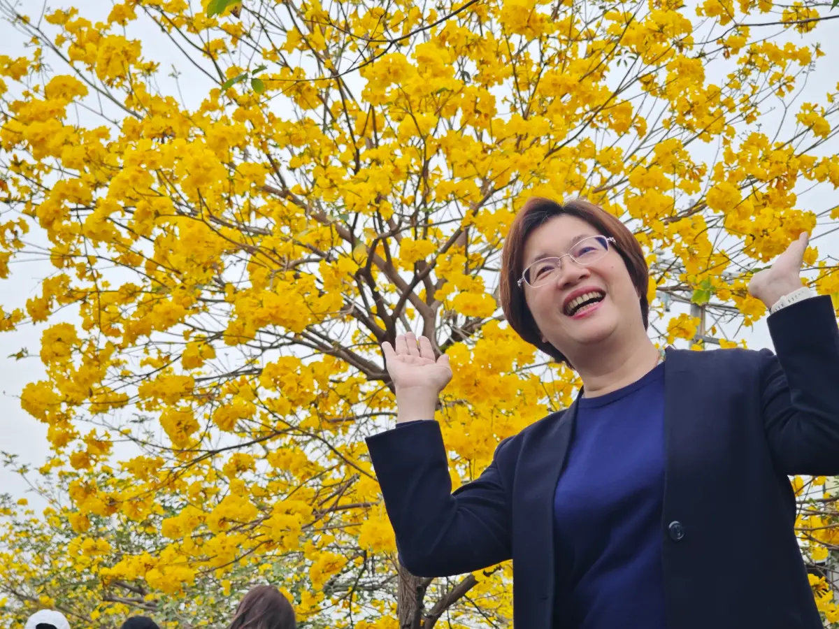 ▲彰化豪雨來襲，縣長王惠美的臉書湧入大批網友，紛紛喊著「停班停課」。（圖／翻攝自臉書）