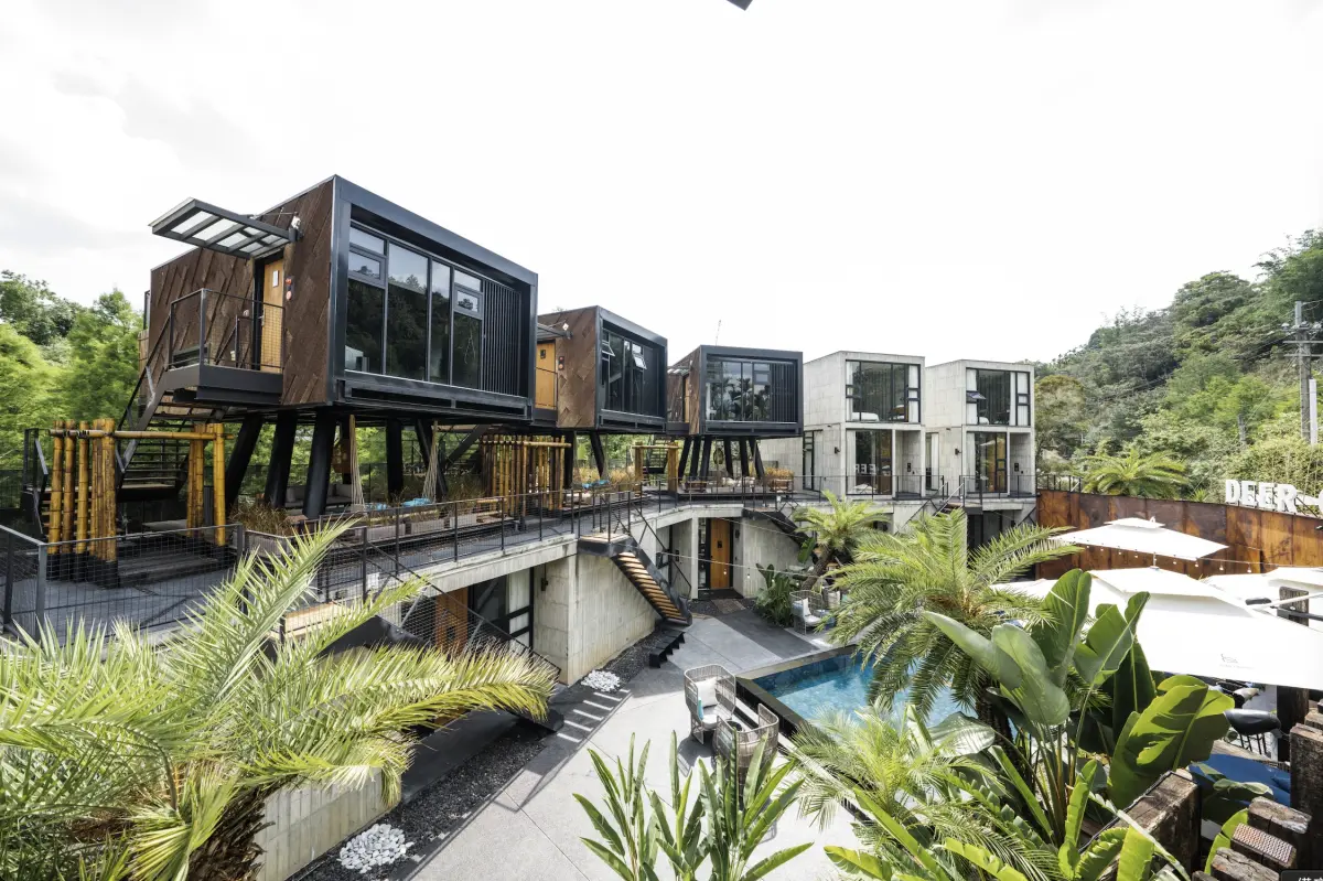 ▲日月潭頂級住宿「遊獵行腳」，8月8、9兩日巴結老爸，推出一檔男性品味的父親節《紳士野放日》，打造山野儀式感的沈浸式假期。（圖／業者提供）