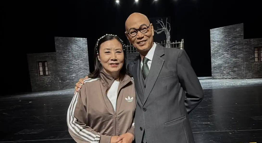 ▲經典電影《西遊記》系列中飾演唐僧的羅家英（右），過去多次罹癌康復又復發，對此他決定不再繼續治療。而他的老婆汪明荃（左）對於丈夫放棄治療則表示尊重。（圖／汪明荃IG）