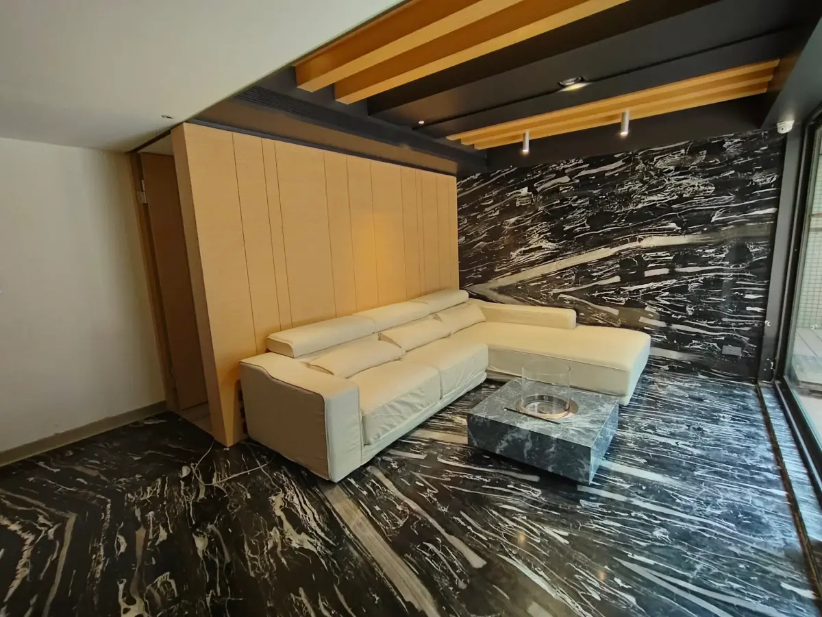 ▲凶宅讓不少人為之卻步，究竟凶宅的定義是什麼呢？買到凶宅怎麼辦？凶宅要怎麼查？《NOWNEWS》一文帶你了解。圖為汐止康詩丹郡社區，曾發生火災命案凶宅。（圖／我是凶宅！臉書）