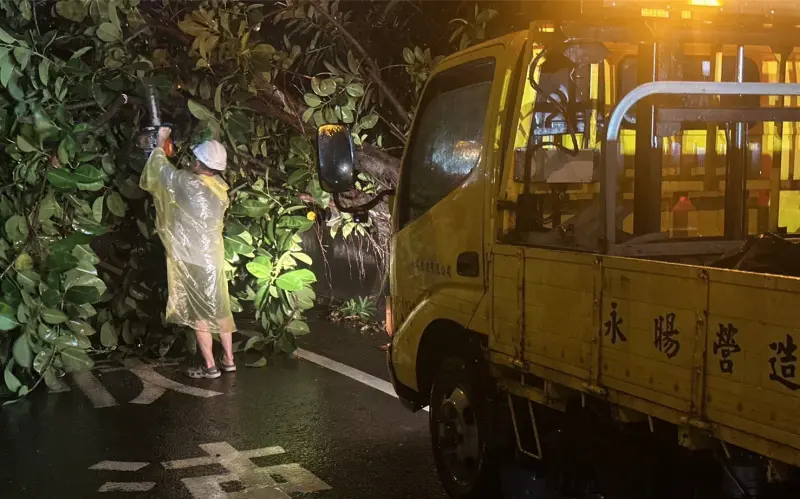 ▲因應西南氣流帶來強降雨，新市府團隊整備待命、全力防災。（圖／新竹市府提供）