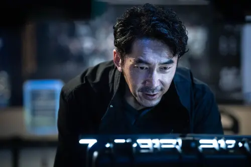 ▲李李仁在《96分鐘》首次體驗封街拍攝，直呼新奇。（圖／華影國際提供）