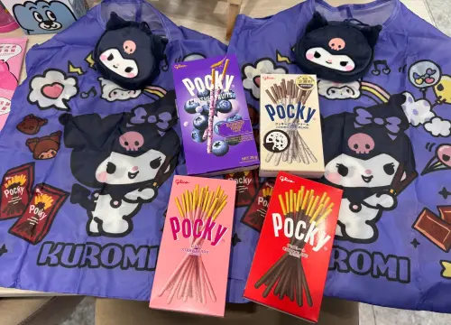 ▲全家即起至8月6日，凡購買指定Pocky餅乾任4件，即可免費獲得酷洛米摺疊收納袋